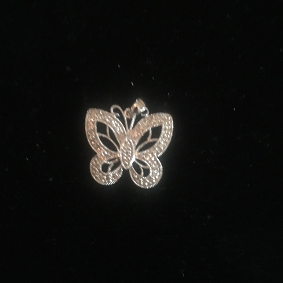 HP:14K White Gold & Diamonds Butterfly Pendant - Picture 3 of 3